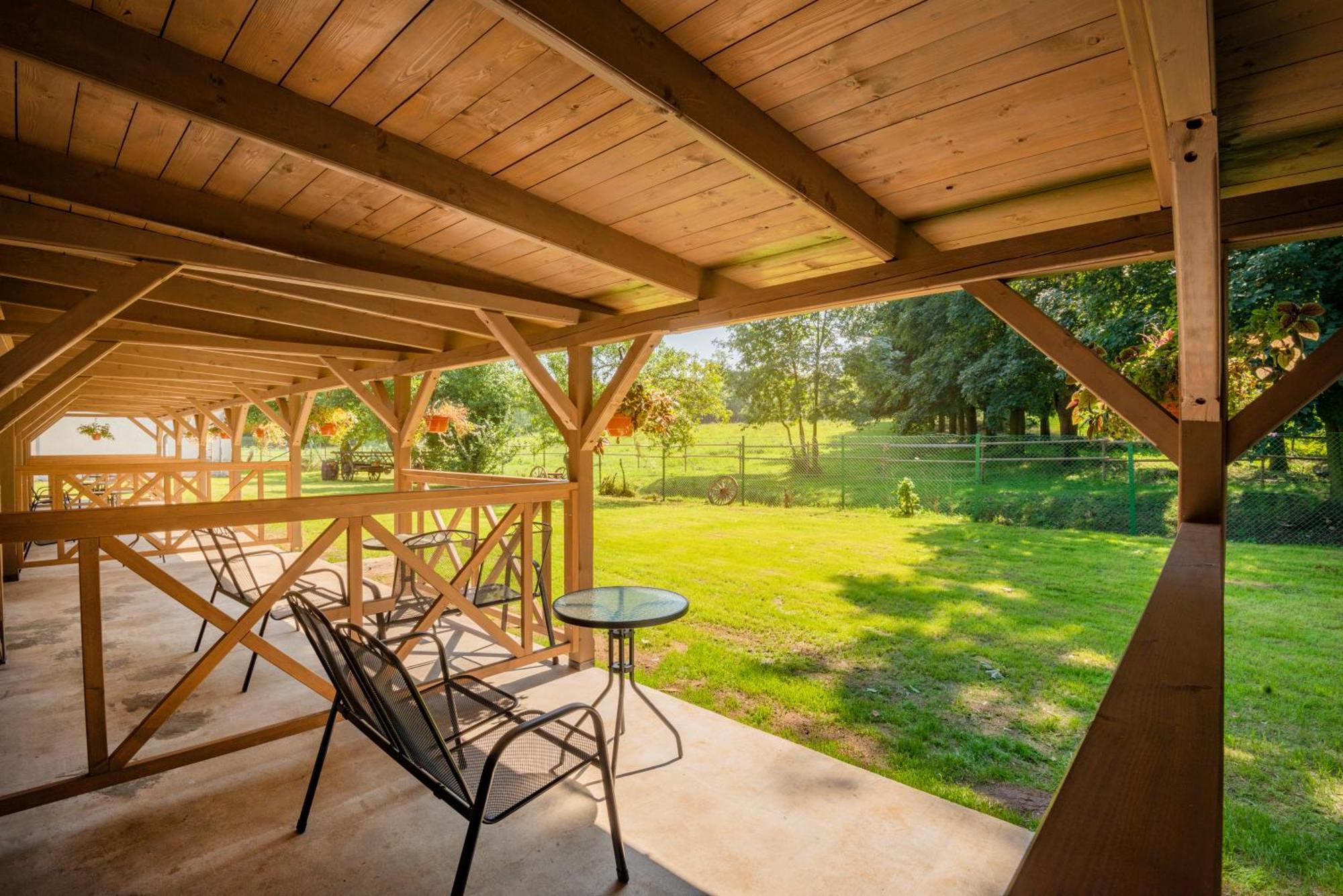 Pension u Jezu Klášterec nad Ohří Exterior foto