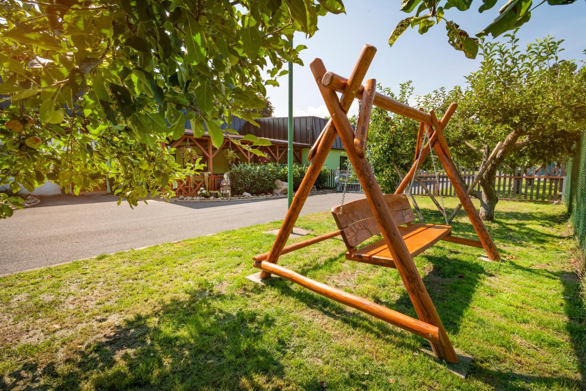 Pension u Jezu Klášterec nad Ohří Exterior foto